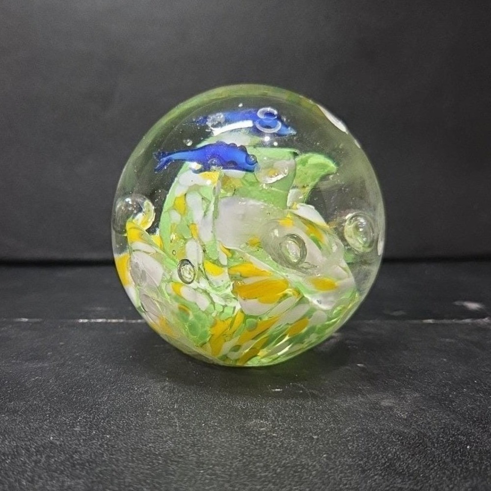 Dolphin with Green Yellow Waves Round Paperweight, Controlled Bubbles Sculpture - Picture 4 of 11